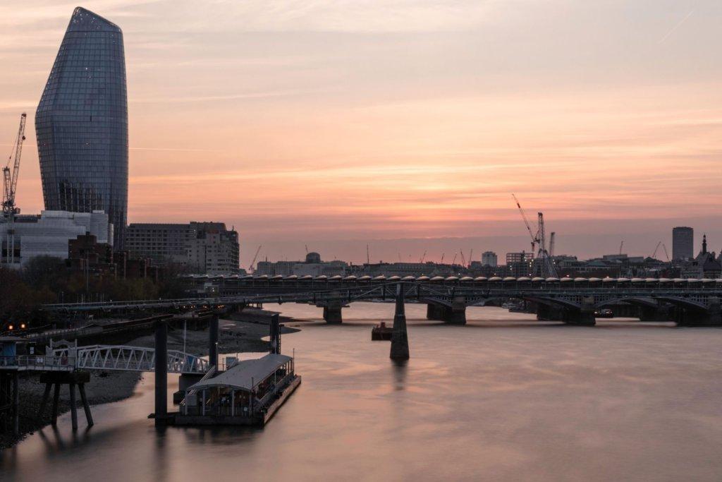 waterside restaurants in London